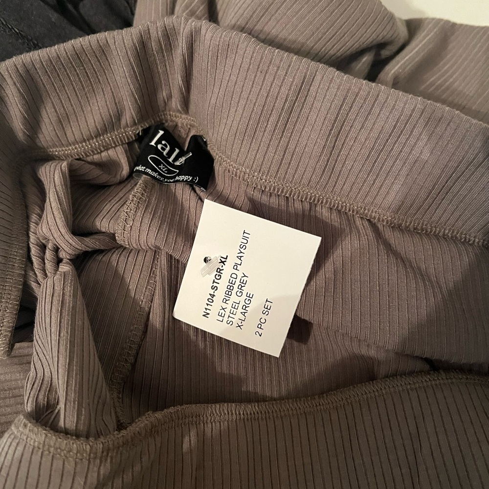 Dressed in Lala Playsuit Xl NWT - Picture 4 of 4